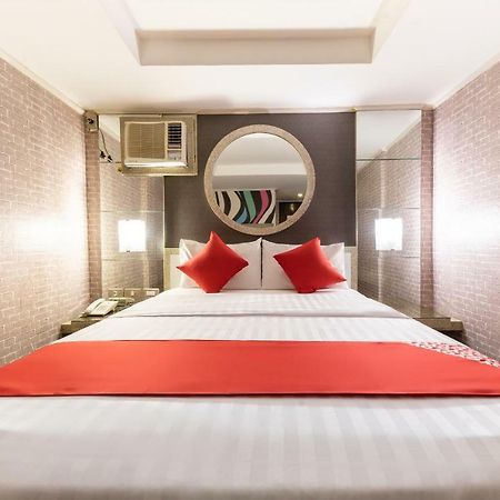 Oyo 191 Paradise Apartelle Hotell Manila Exteriör bild
