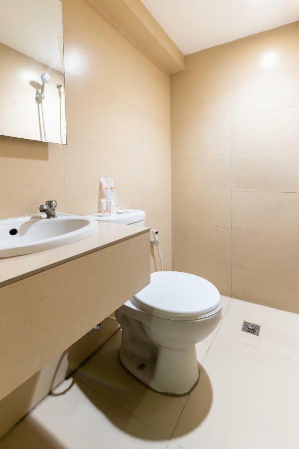 Oyo 191 Paradise Apartelle Hotell Manila Exteriör bild