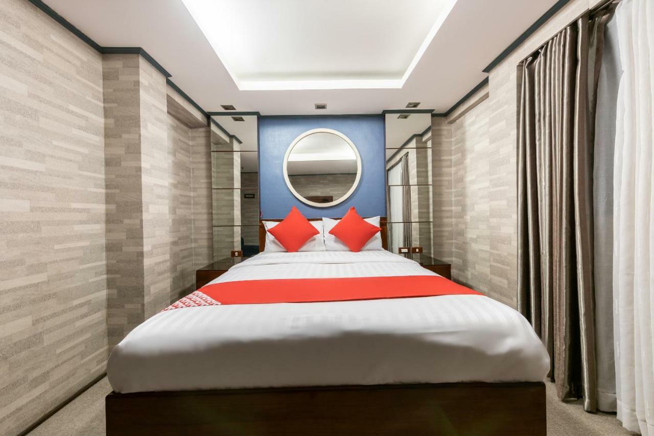 Oyo 191 Paradise Apartelle Hotell Manila Exteriör bild