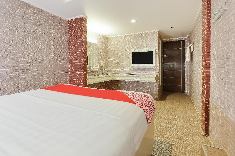 Oyo 191 Paradise Apartelle Hotell Manila Exteriör bild