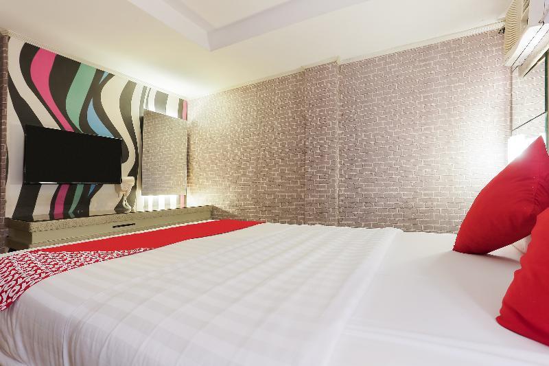 Oyo 191 Paradise Apartelle Hotell Manila Exteriör bild